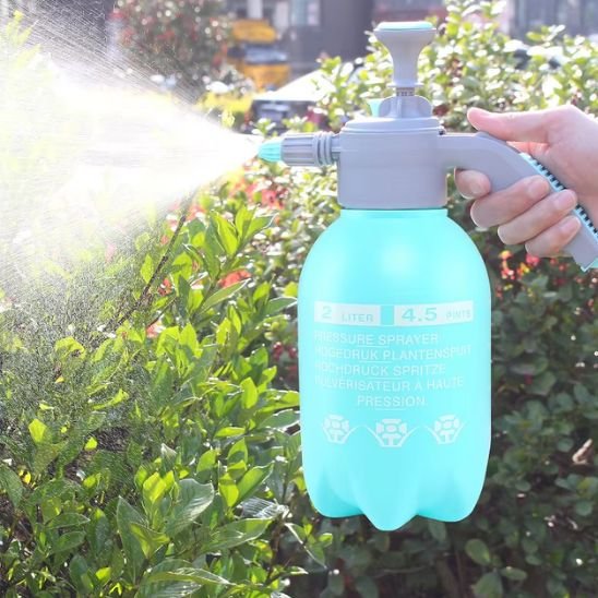 pulverisateur jardin utilisé avec un jet plus fort